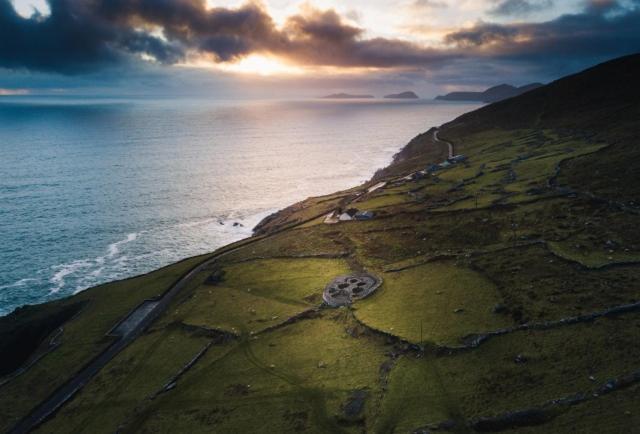 Old Irish Farmhouse Dingle Bagian luar foto