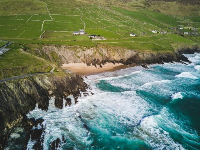 Old Irish Farmhouse Dingle Bagian luar foto